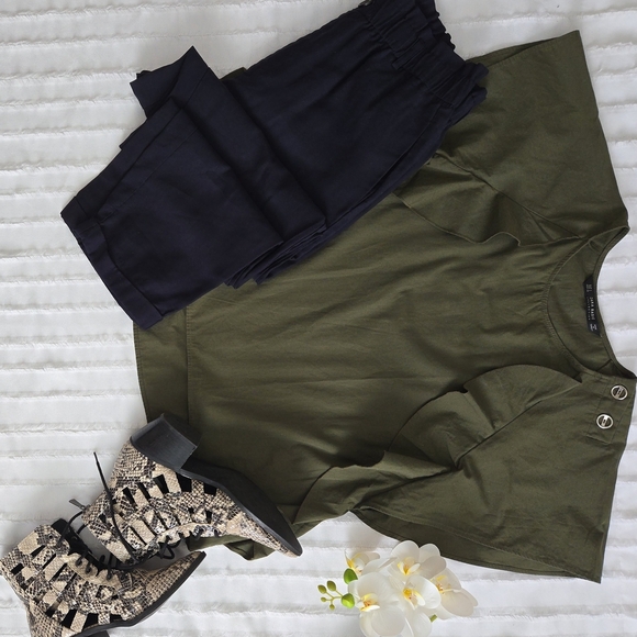 Olive Green Ruffle Blouse.Only the blouse. - Picture 9 of 10